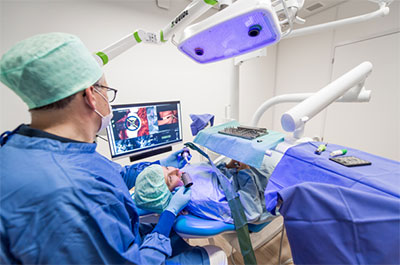 Dr and patient in operatory